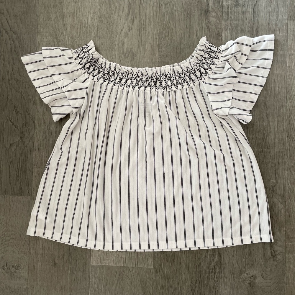 White off the shoulder american eagle top